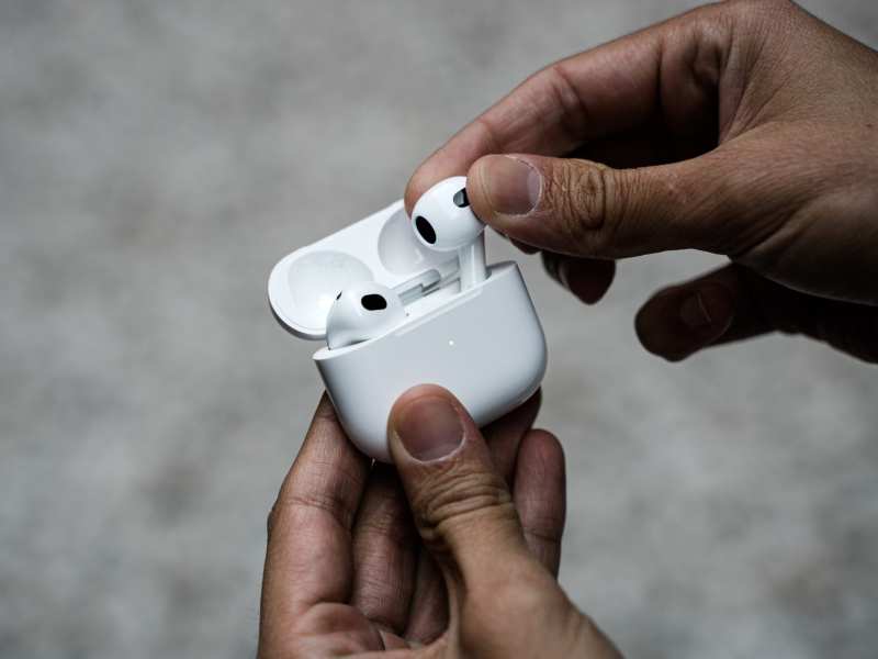 AirPods 3 | Apple