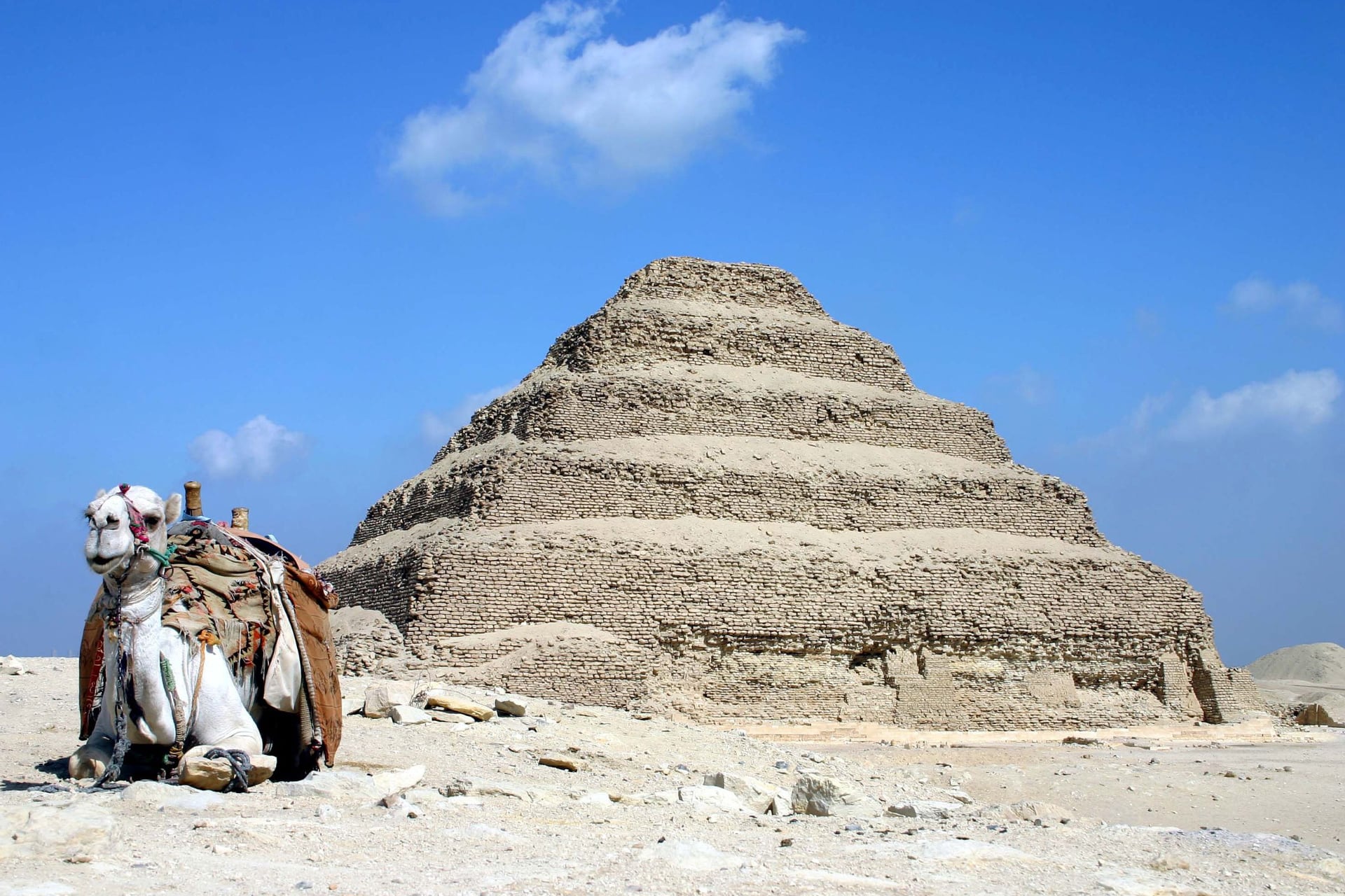 Pirámide escalonada de Djoser